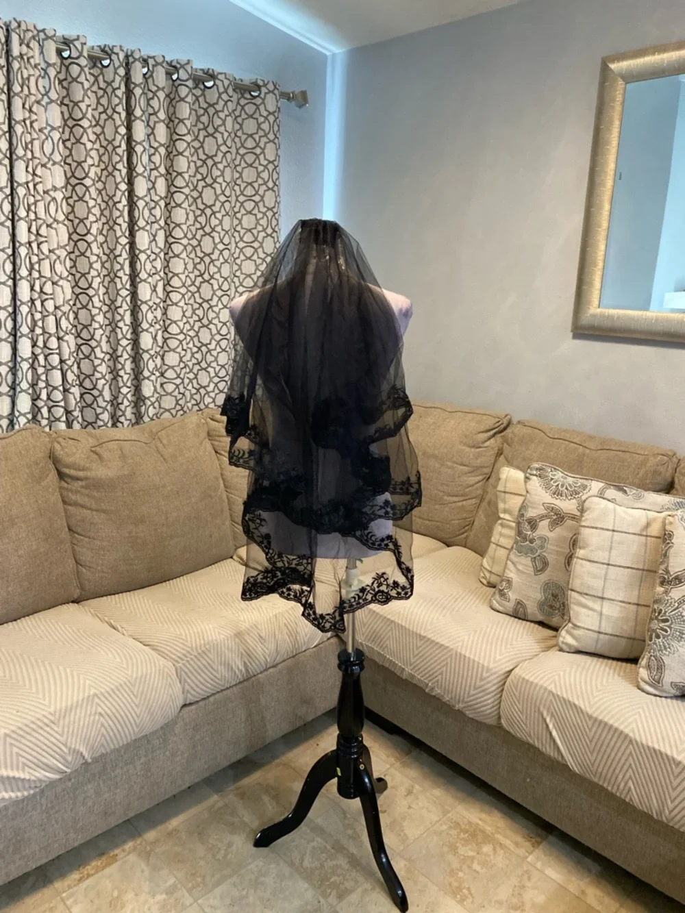 Amazon elegant black